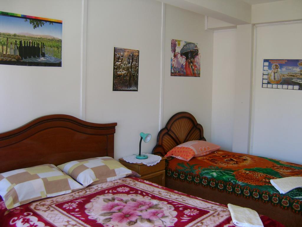 Hostal Villa Imperial Yunguyo Δωμάτιο φωτογραφία