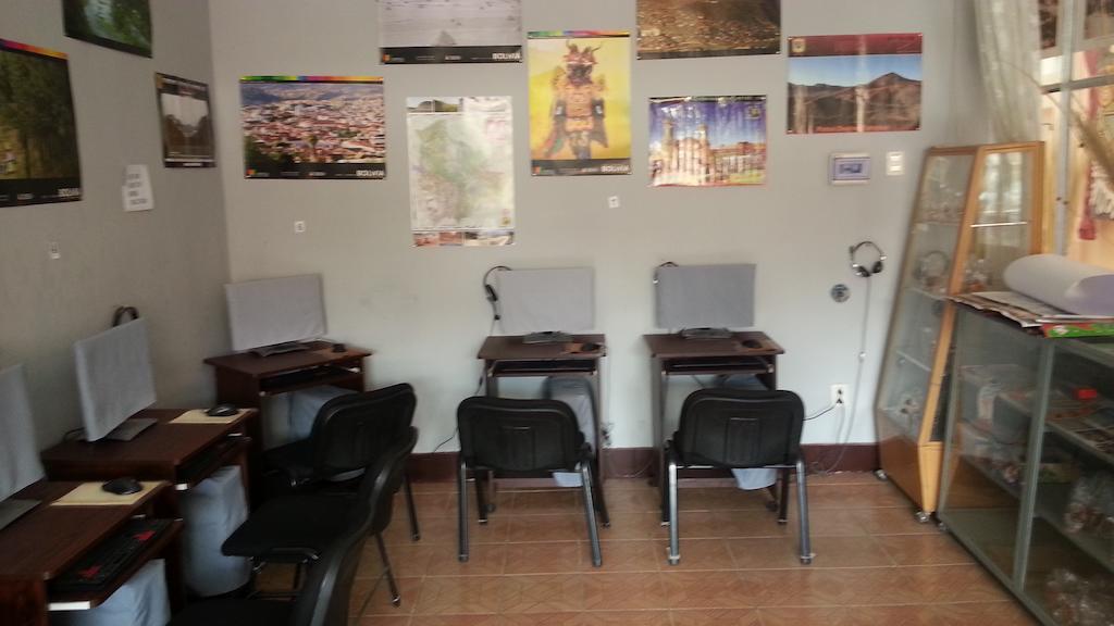 Hostal Villa Imperial Yunguyo Εξωτερικό φωτογραφία
