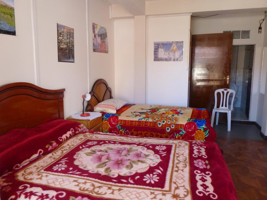 Hostal Villa Imperial Yunguyo Εξωτερικό φωτογραφία